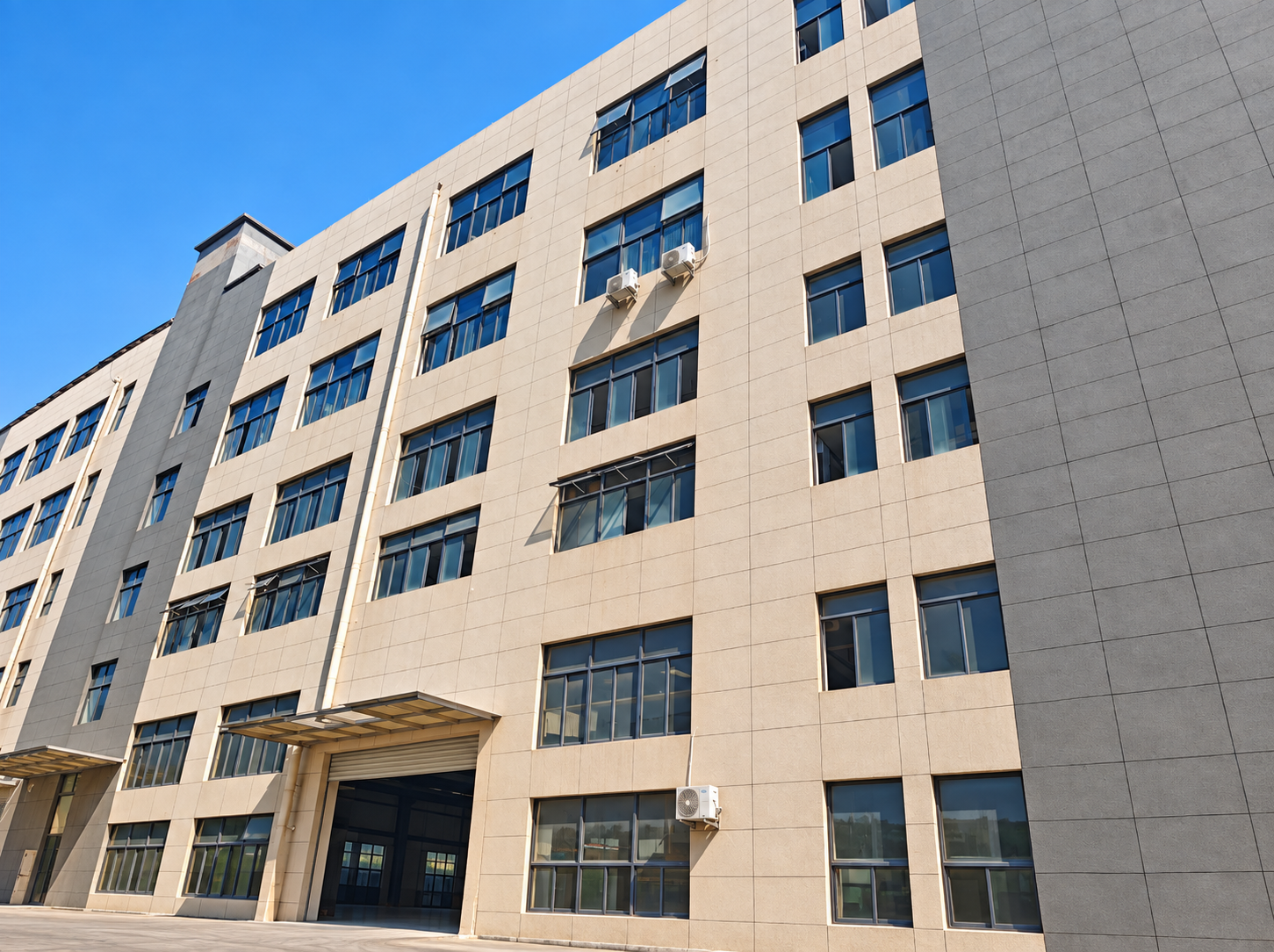 ShineYo Fit factory exterior in Yongkang China